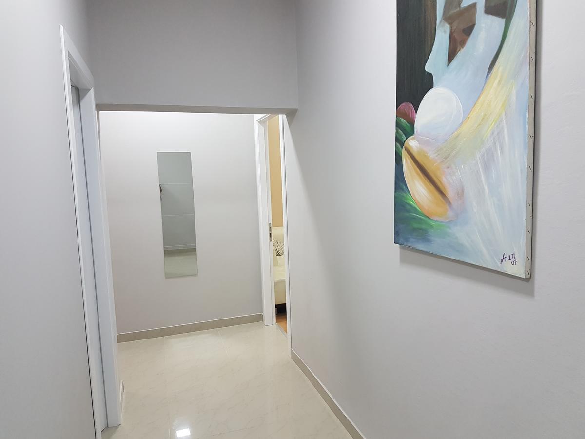 City Center Apartment Tirana Extérieur photo